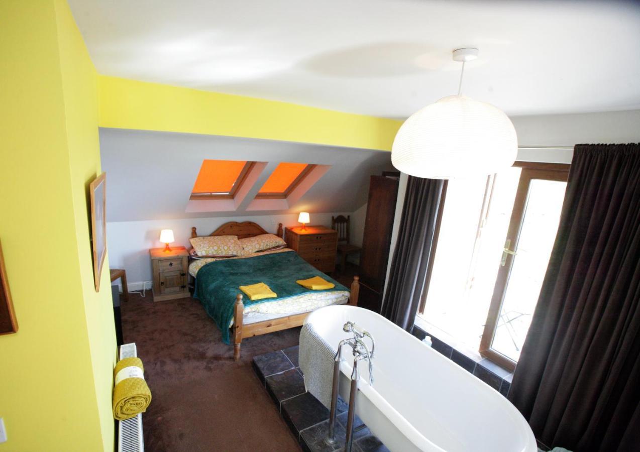 Sona Baile Home Stay Dooagh Екстериор снимка
